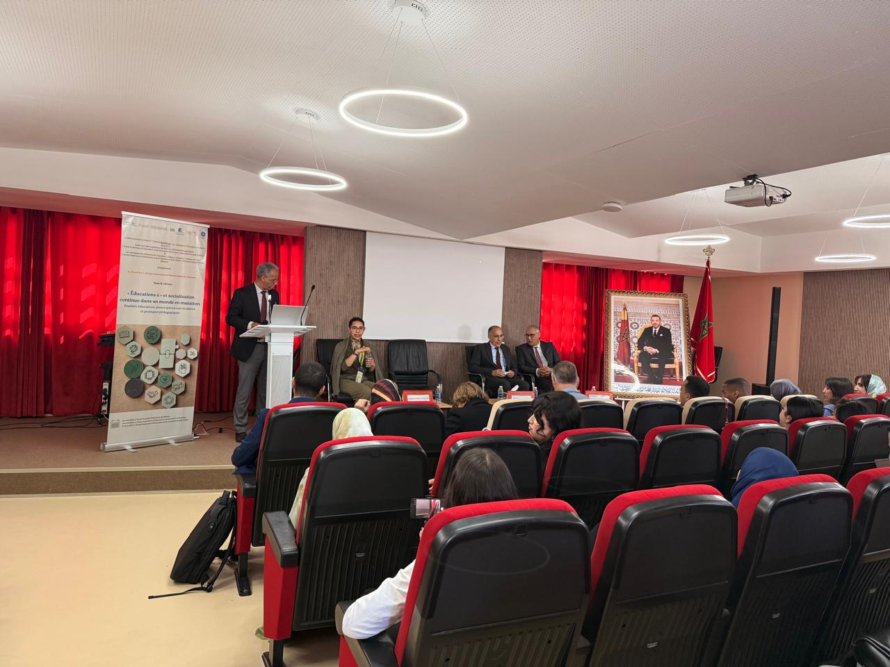 Colloque Main
